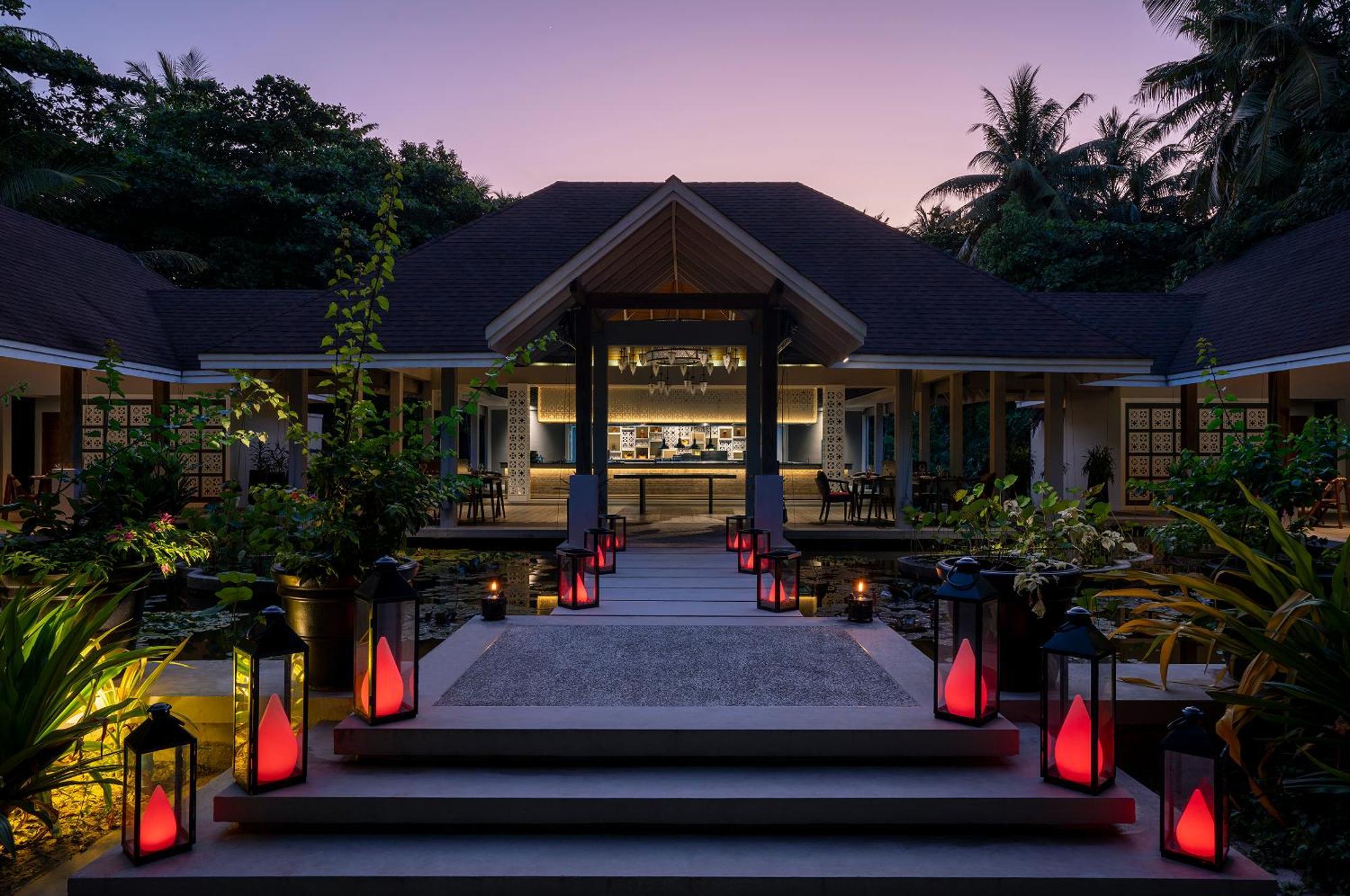 Dhigali Maldives - A Premium All-Inclusive Resort Meedhoo  Екстериор снимка