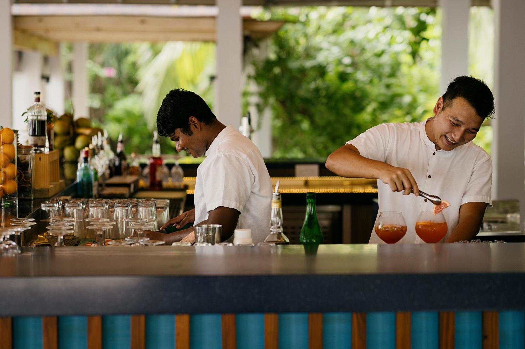 Dhigali Maldives - A Premium All-Inclusive Resort Meedhoo  Екстериор снимка