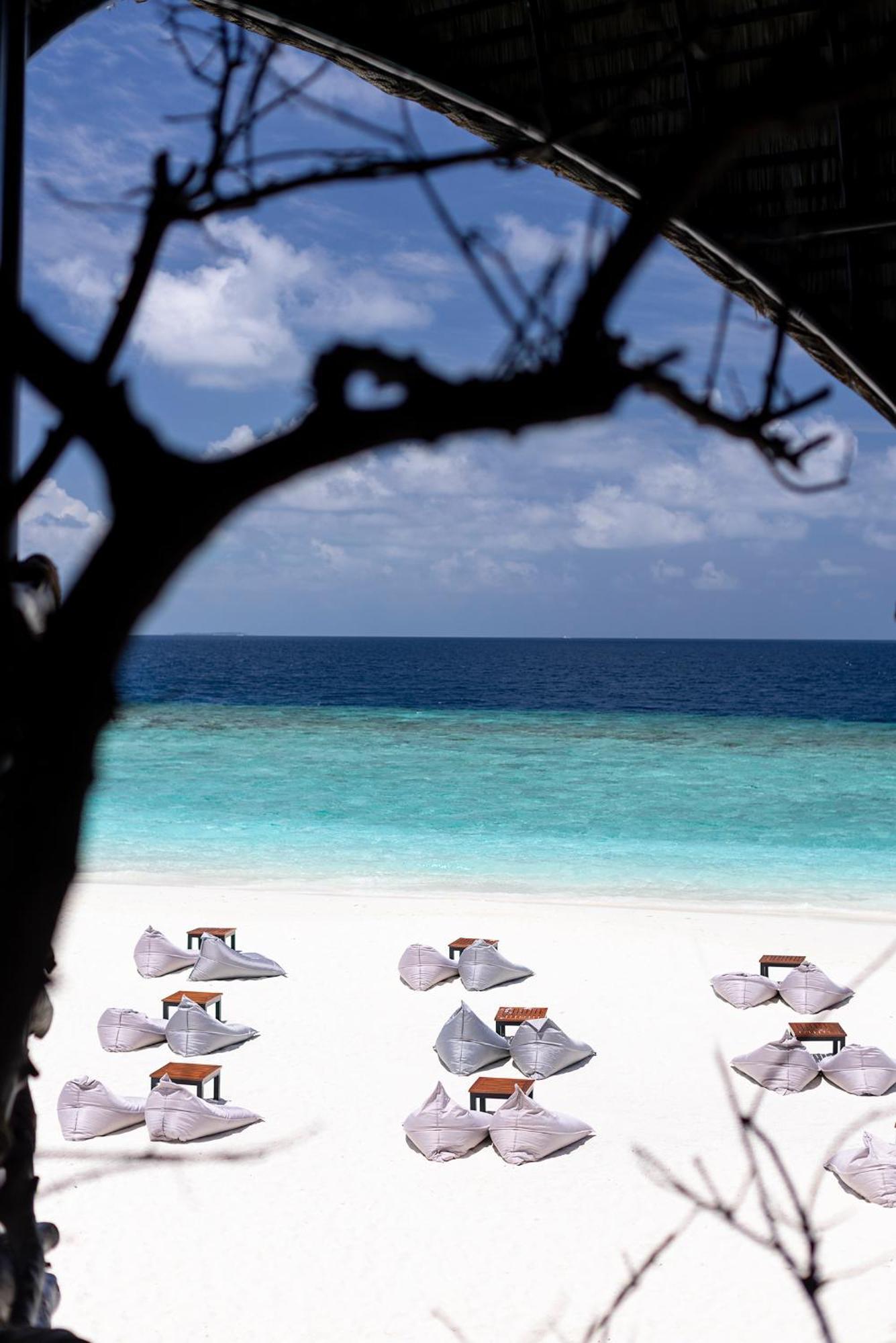 Dhigali Maldives - A Premium All-Inclusive Resort Meedhoo  Екстериор снимка